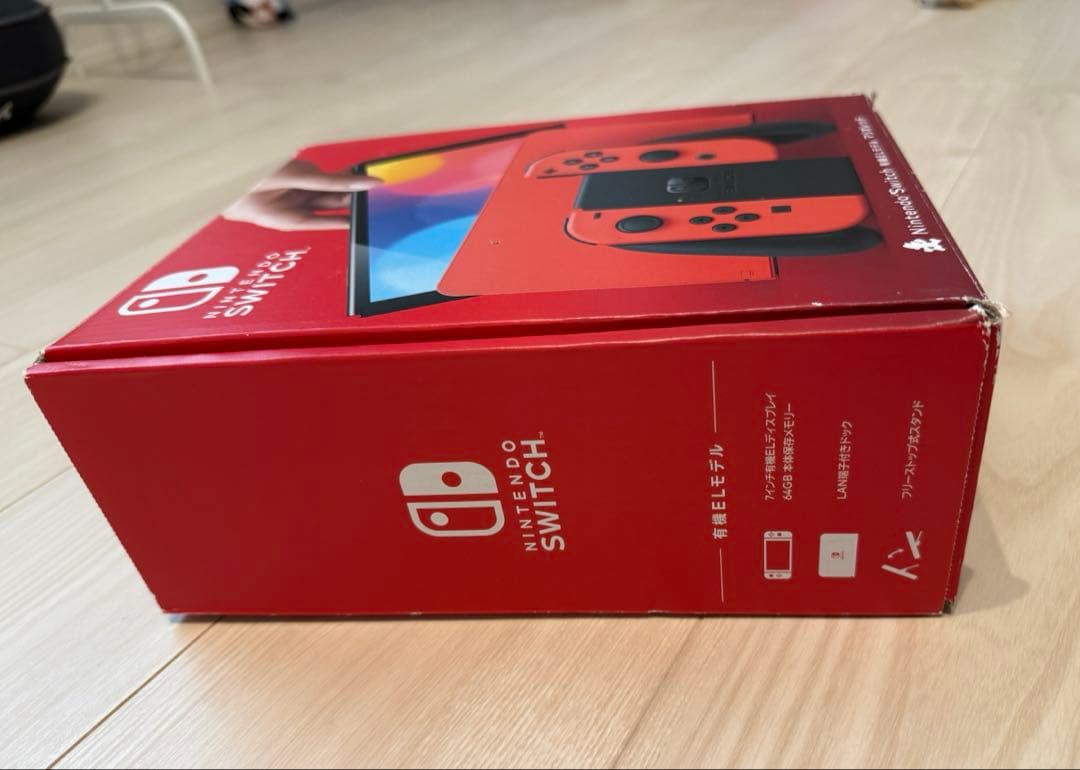 本体未使用　ジョイコンのみ使用Nintendo Switch マリオレッド 美品