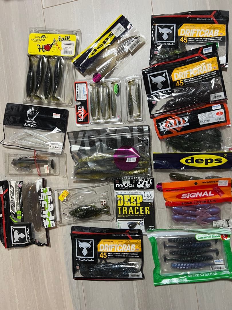 バス釣り引退セットになります。 ビックベイトメインなので初めたい方おすすめです。