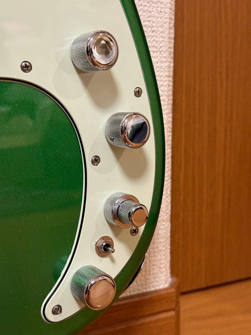 ベース Fender Player Plus Precision Bass