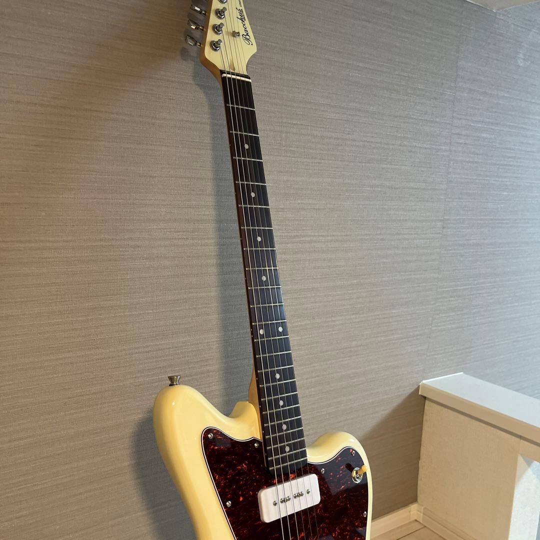【生産完了品・値下げしました】Bacchus ジャズマスターBJM-1R OWH