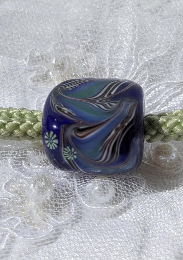 吉田正子トンボ玉（貳拾）　「江戸組み紐」ネックレス　ガラス玉に込めた日本画