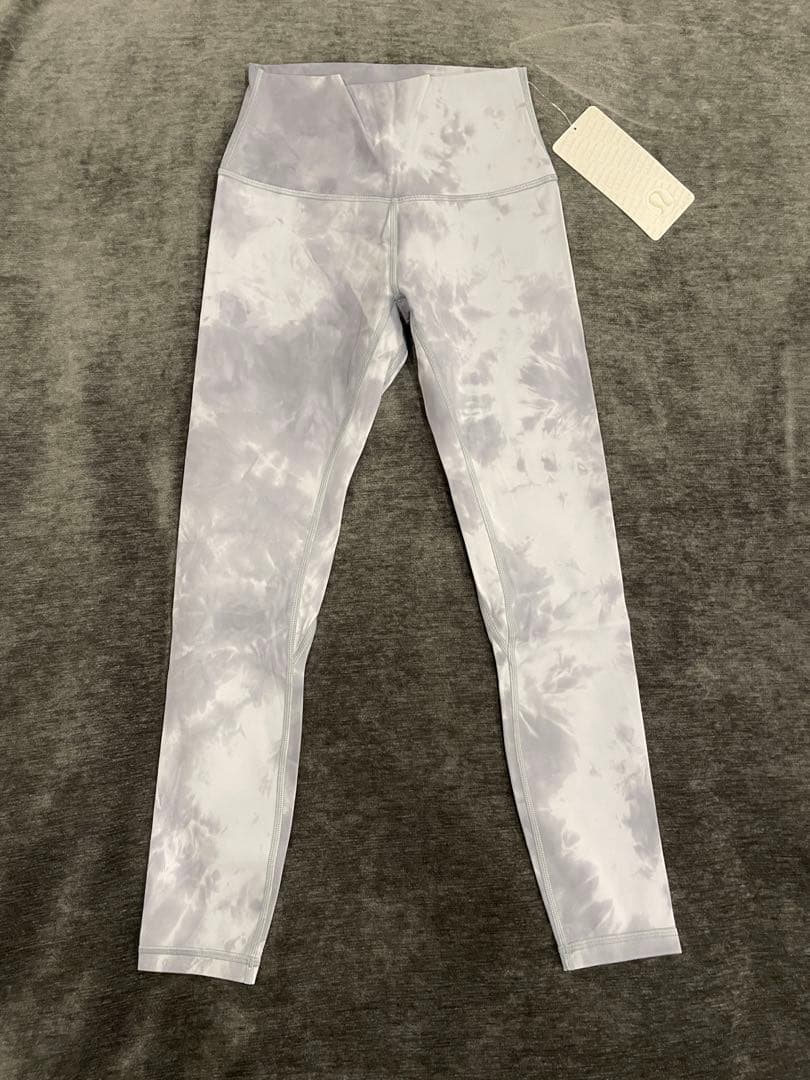 新品タグ付き★lululemon/ルルレモン★ タイダイ柄25インチサイズ4