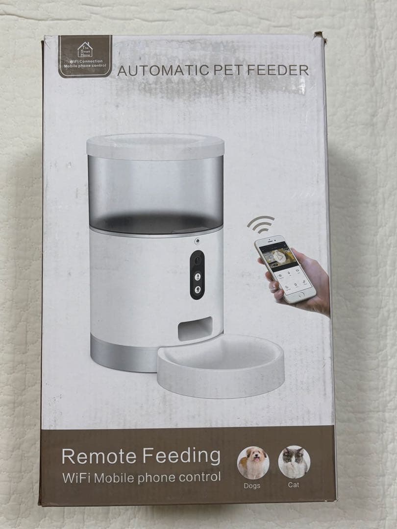 ペットカメラ付き自動給餌器