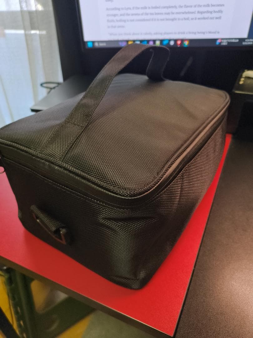 任天堂 Nintendo Switch セット + ケース + ソフト2点