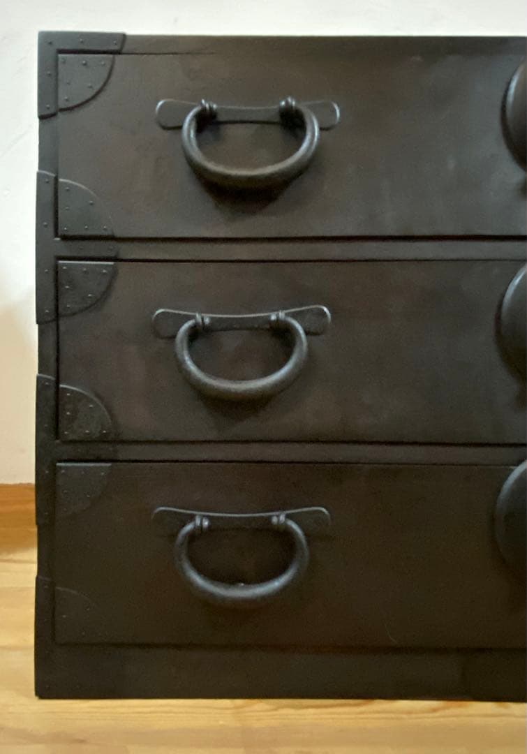 欅の玉杢が美しい骨董箪笥　アンティークチェスト