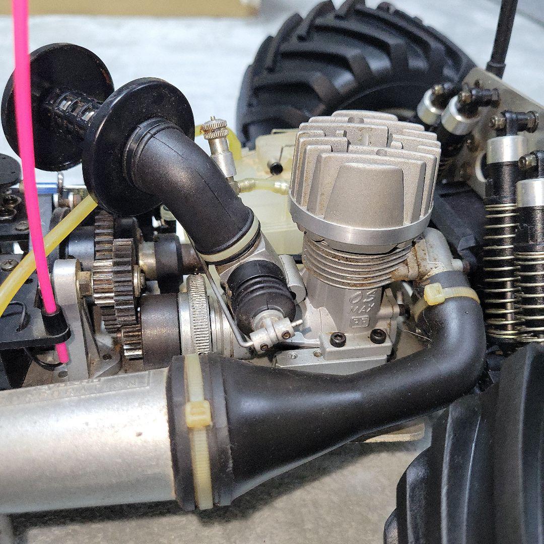 21エンジンカ—モンスタートラック