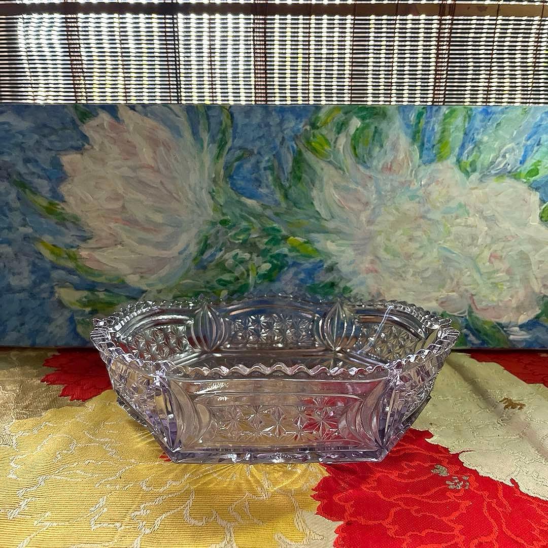 骨董　時代ガラス　プレスガラス　希少　淡紫色　クリスタルカット　菓子鉢　大鉢