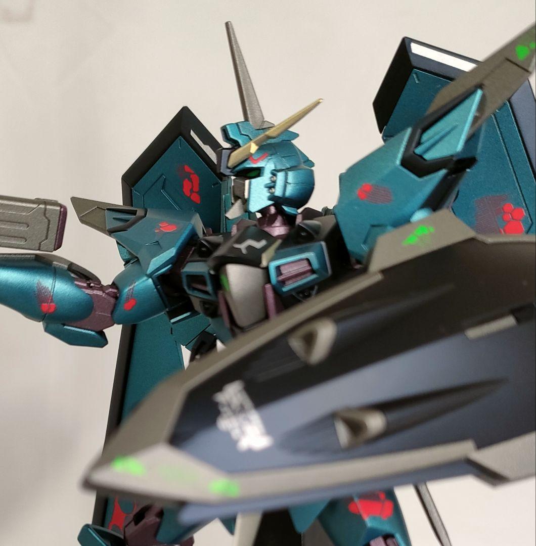 ガンプラ 塗装済完成品 HG 1/144 イモータルジャスティスガンダム