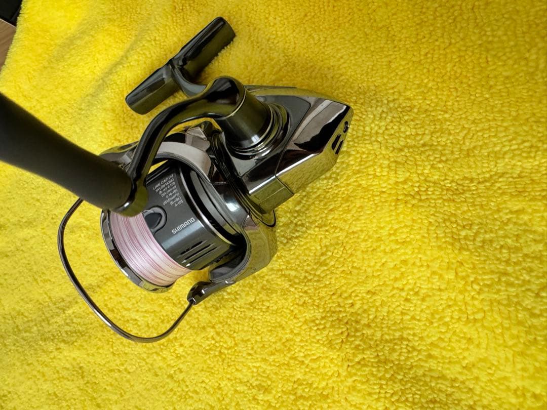 シマノ 22ステラ　スピニングリール C2000S 美品