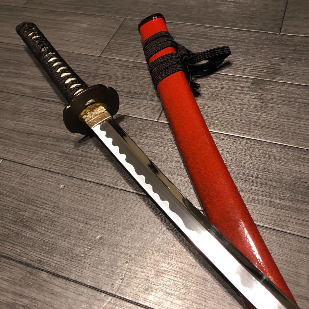 高級模造刀　居合刀　優乱刃紋　朱拵え　合金刀身