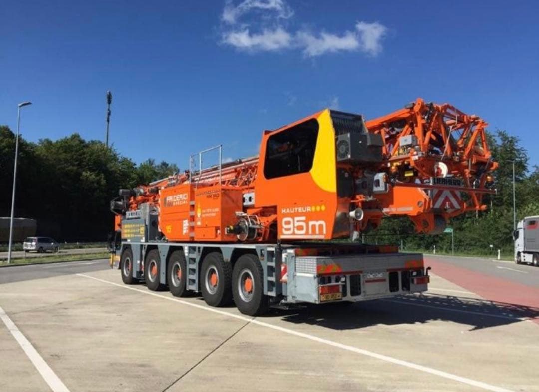 新品未使用　Friderici Liebherr MK140 1/50