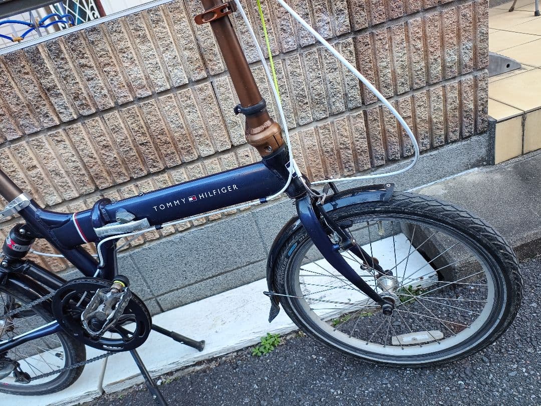 トミーヒルフィガー 折り畳み 20インチ