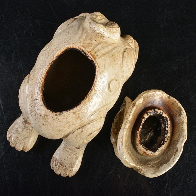 二代　楽吉左エ門　田中常慶作　楽焼　白楽獅子香炉　時代箱付　V　R7444