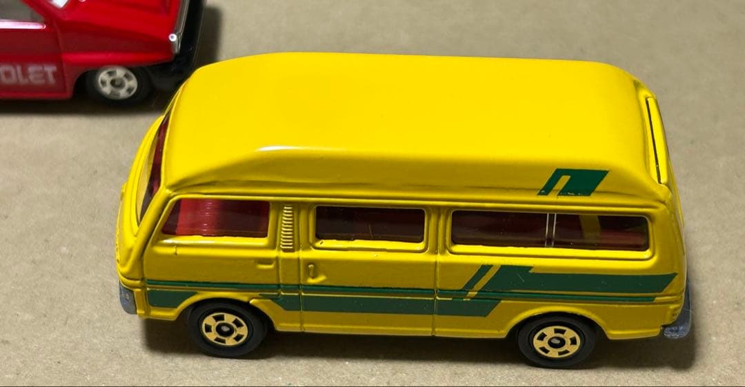 トミカ ギフトセット カーキャリアセット