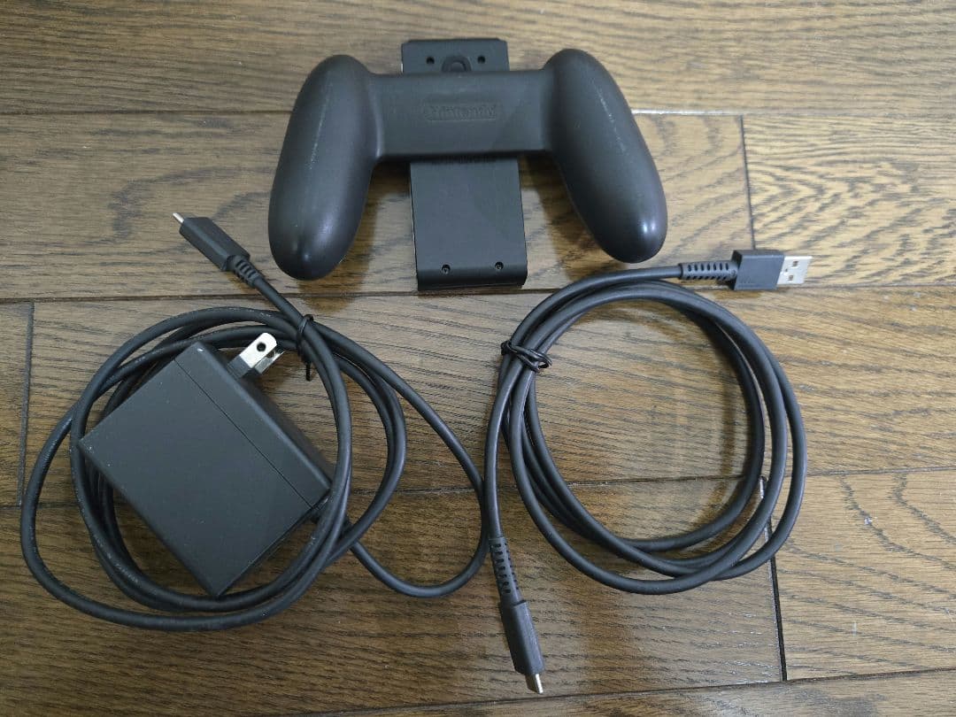 【値段交渉お気軽に】スマブラ版 Nintendo Switch 本体 プロコン付
