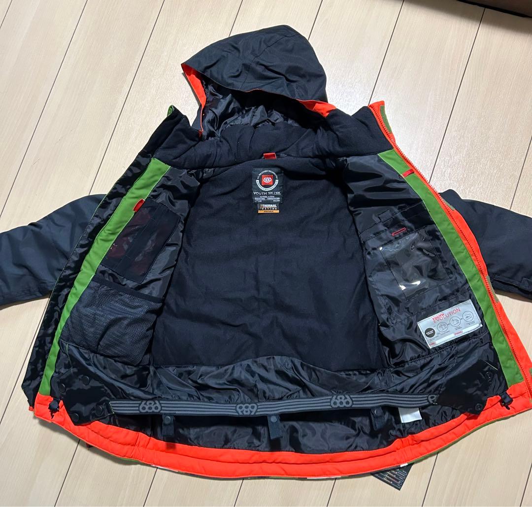 新品　686 子ども用 スノーボードウェア