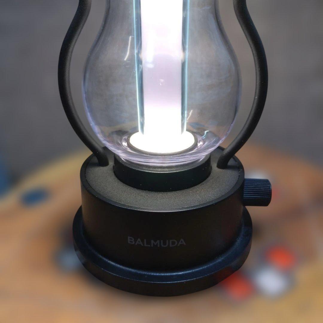 バルミューダ　ザ　LEDランタン