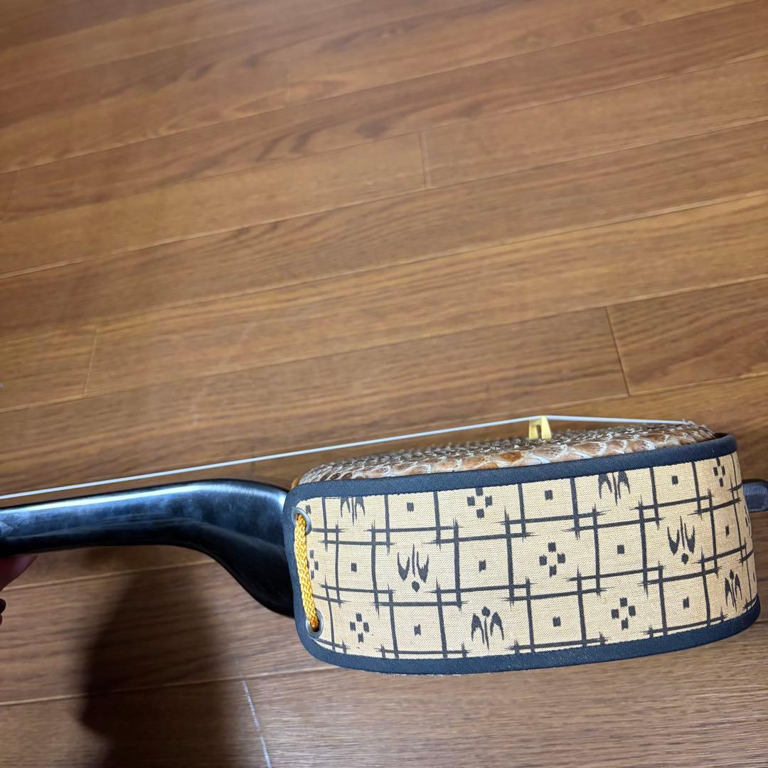 超美品 沖縄三線 三線 蛇皮 民謡 和楽器 沖縄