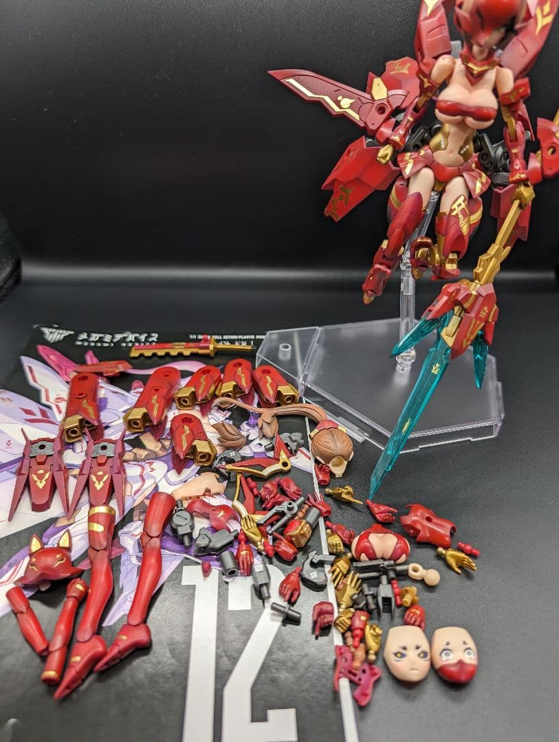 トムトム全塗装完成品メガミデバイスカオスアンドプリティアリス+九尾