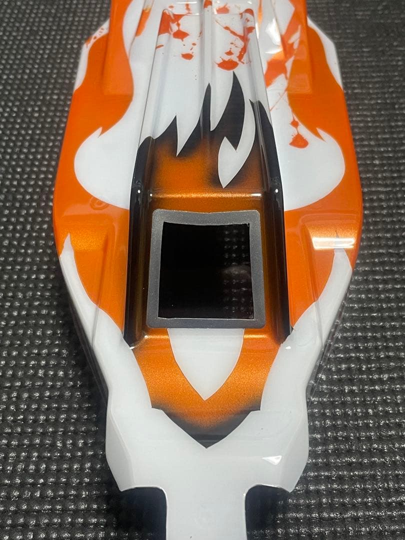 京商RB7.5用塗装済ボディ