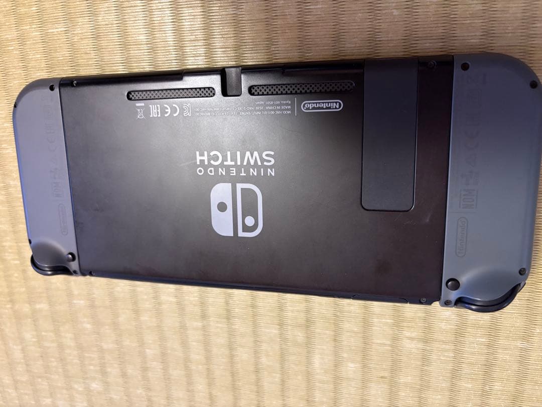 Nintendo Switch 本体 コントローラー2個付き