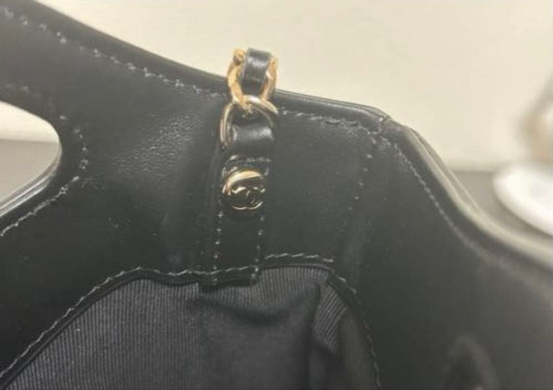 CHANEL ノベルティ チェーンショルダーバッグ 本革 ゴールド金具 31