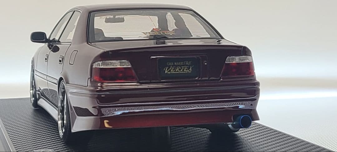 ミニカー 1/18 VERTEX JZX100 Chaser