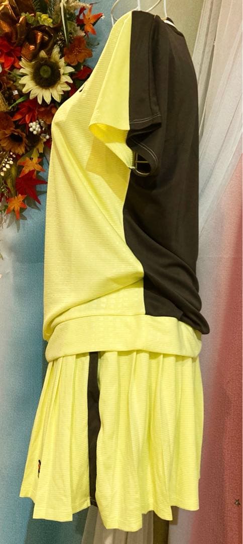 No.867 FILA スモーキーYELLOWのプリーツ☆新品☆XL☆