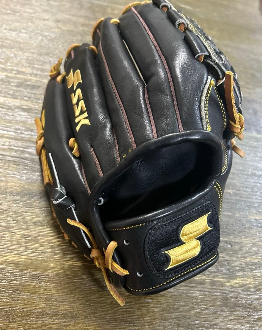 マイク・ムッシーナ　SSK グローブ