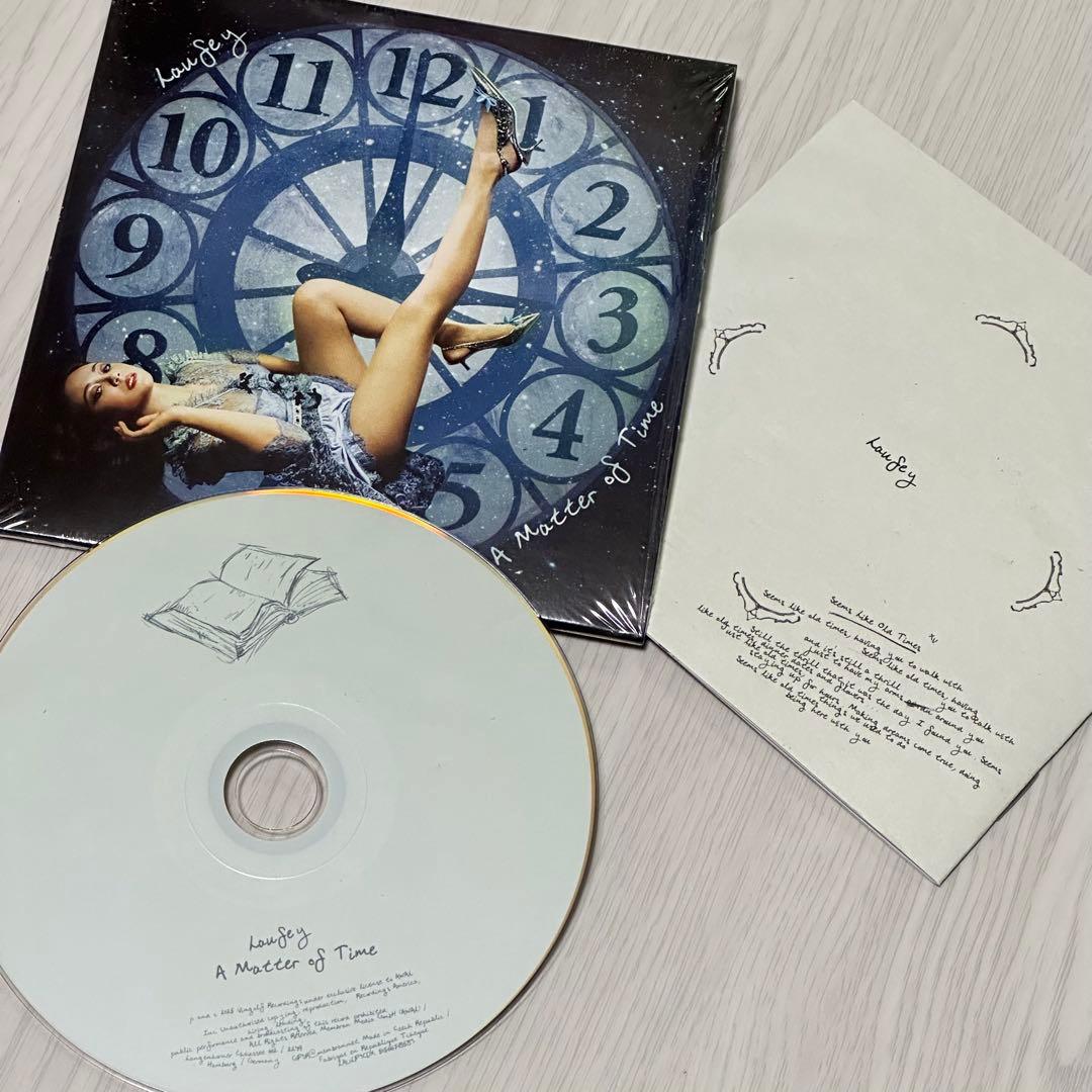 Laufey A Matter of Time 直筆サイン入りCDレコードセット