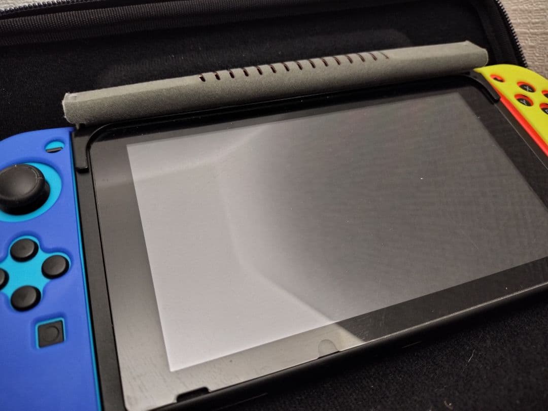 Nintendo Switch 青・赤 本体 ＋　付属品付き