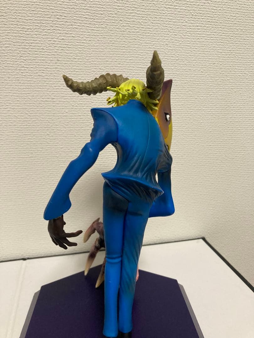 脳噛ネウロ 1/8スケールフィギュア トイズワークス