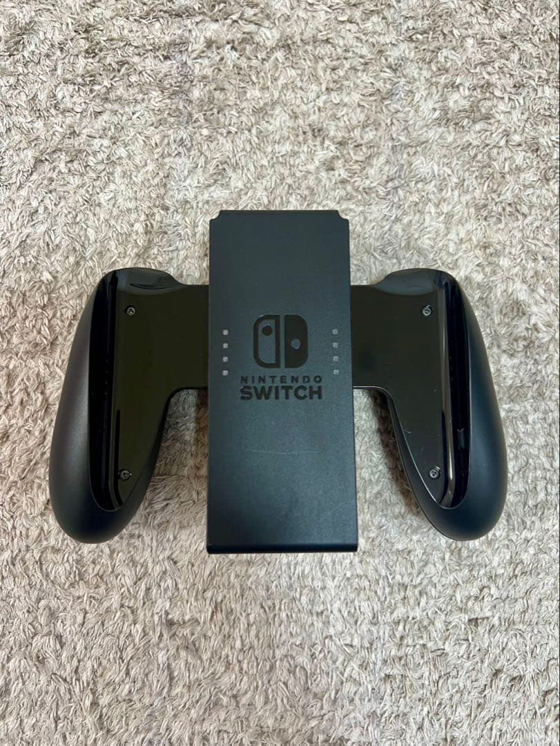 【美品】Nintendo Switch　有機ELモデル　ホワイト