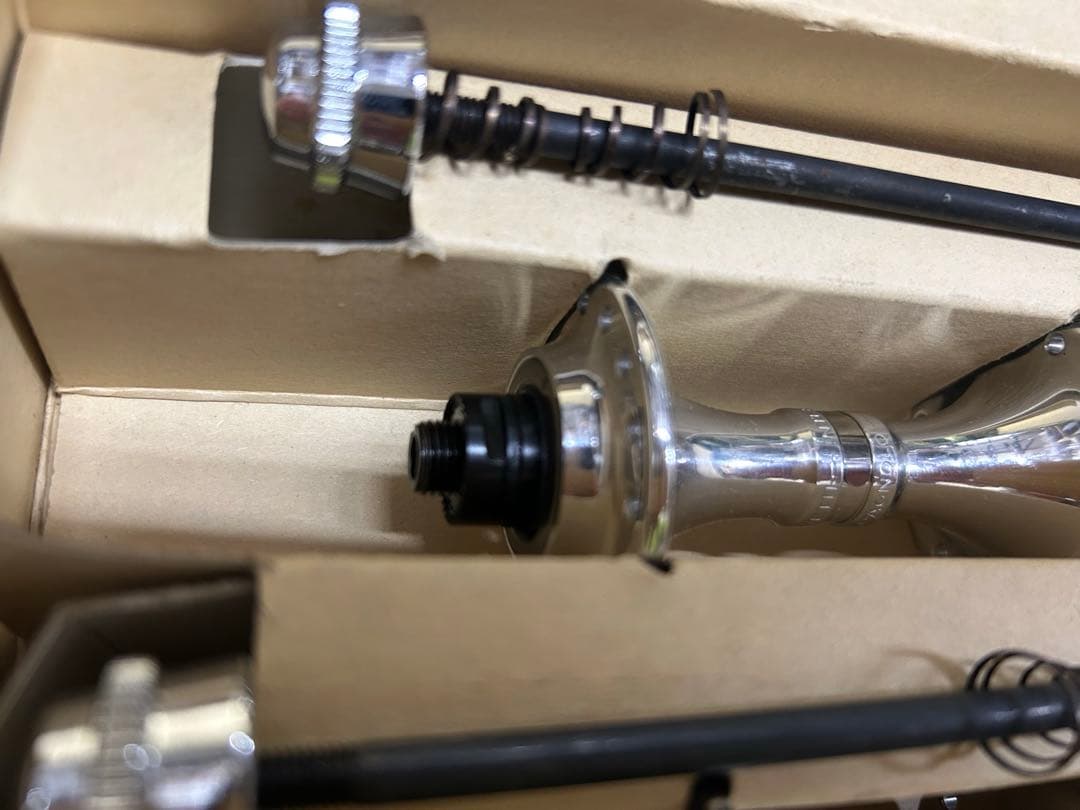 カンパニョーロ Ｃレコ－ド 前後スモールハブ ３２ホール