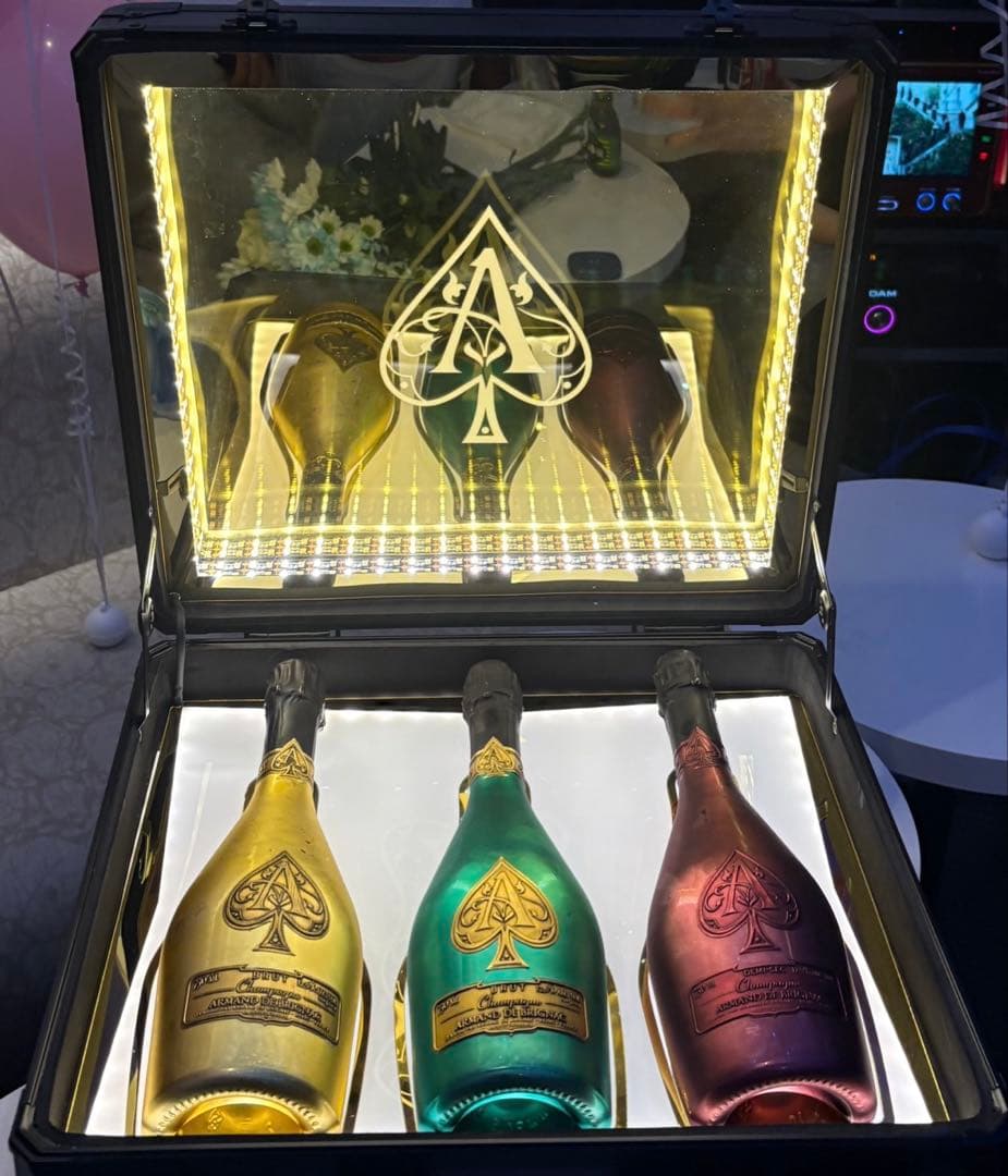 アルマンド信号機ケース空き瓶LEDライト付き