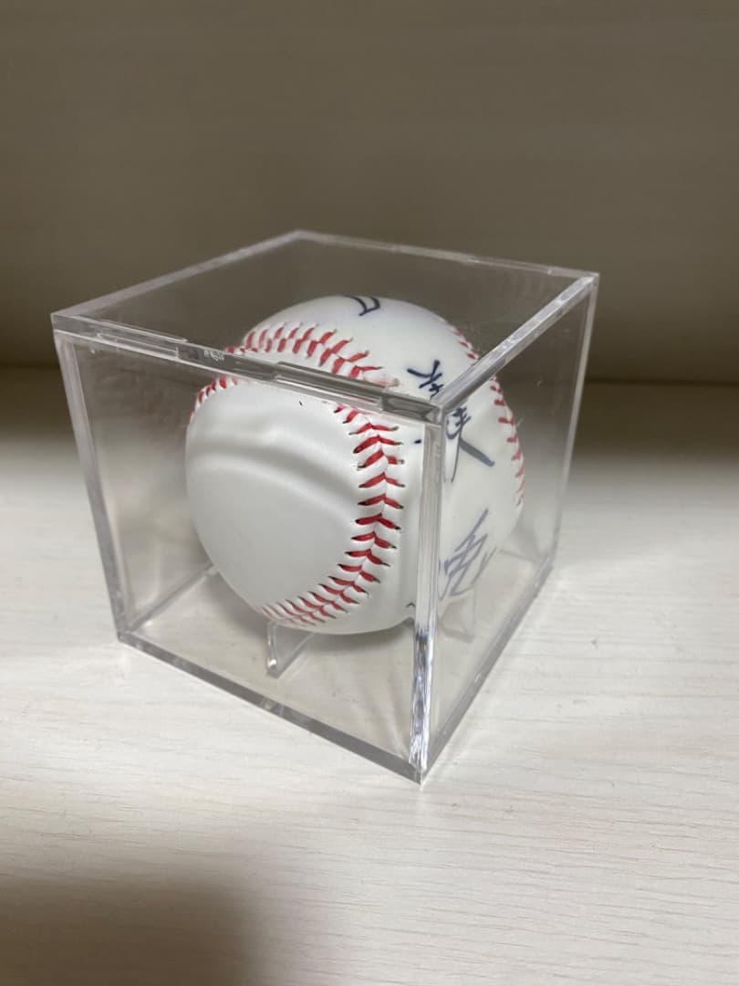 月ノ美兎　ライバー直筆サインボール