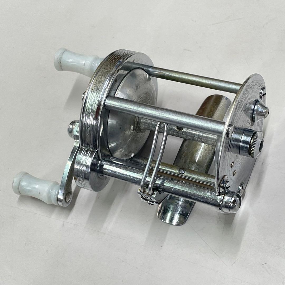 PFLUEGER SUMMIT 1993L 彫刻系ダイレクトリール