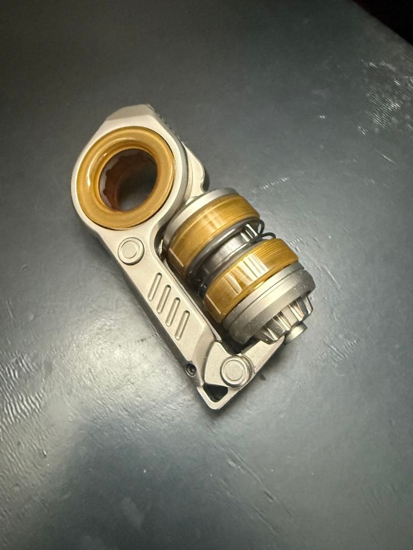 音叉内蔵 フィジェットトイ　EDC グレネード型　フィジェット　ハンドスピナー