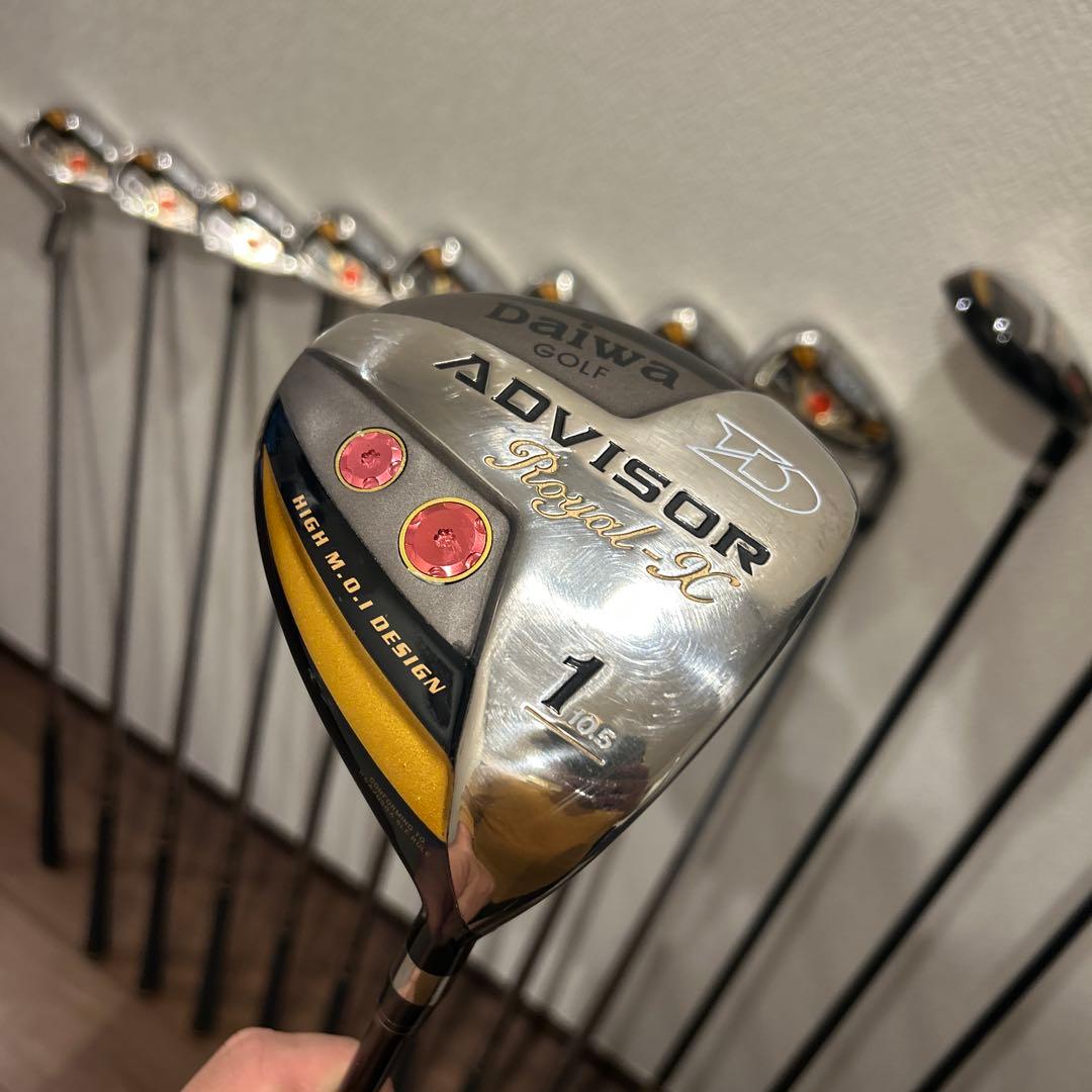 美品DAIWA13本アドバイザー　ロイヤルX　メンズ R ゴルフセット