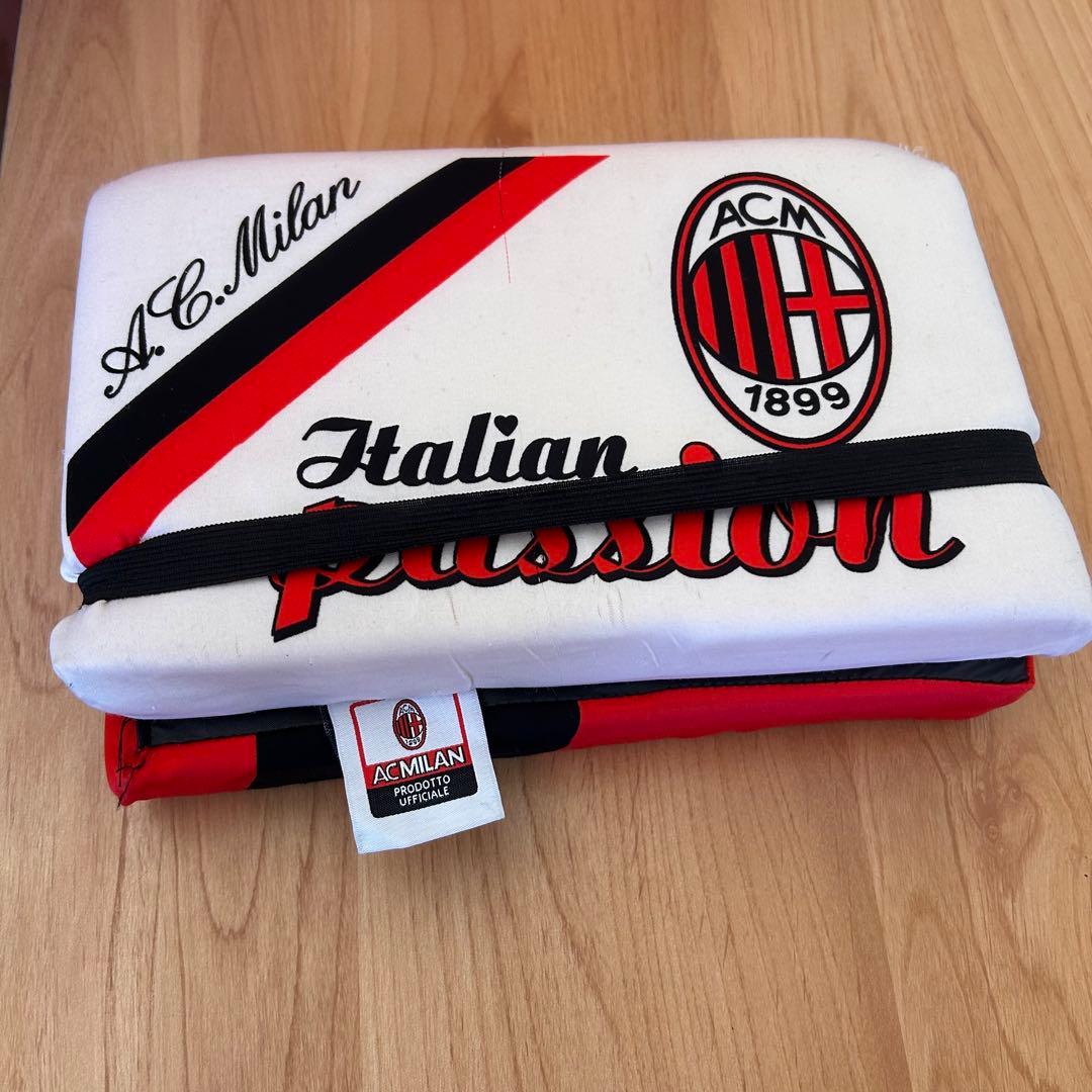 【希少】AC Milan スタジアム観戦シートクッション折りたたみ式応援グッズ