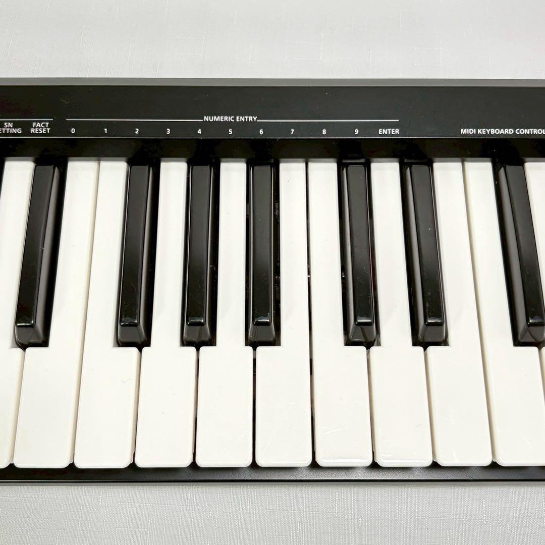 ローランド MIDIキーボードコントローラー A-49 ブラック 49鍵 BK