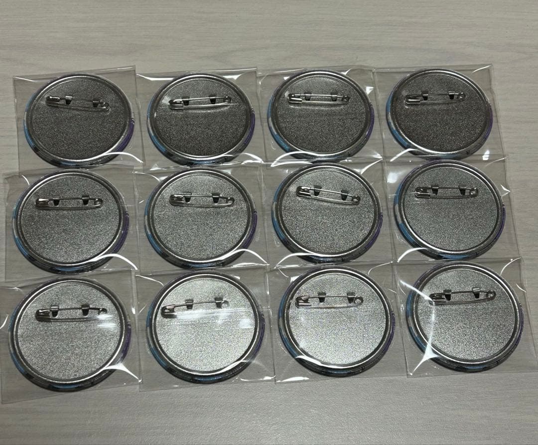 ブルーロック　氷織羊　缶バッジ　原作　12個