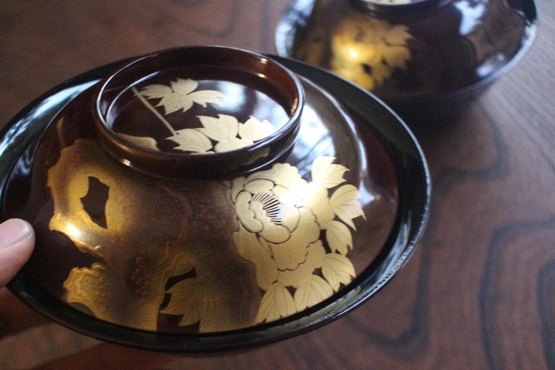 時代逸品！風情ある栗色漆に極上牡丹蝶蒔絵の映える大椀2点（検輪島塗蒔絵椀雑煮椀