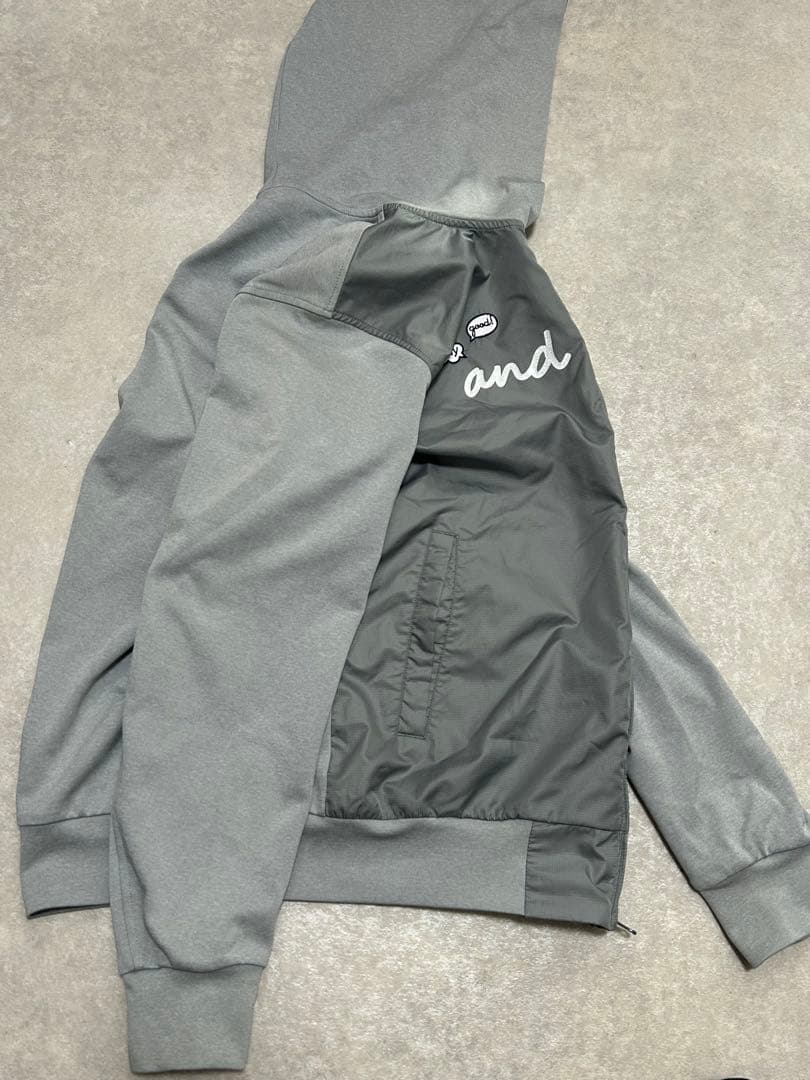 未使用 and per se アンパスィ ゴルフ ジャンバー グレー M 切替