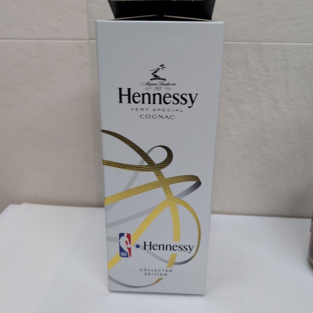 ヘネシーVSリミテッドエディションNＢA ・レ　ツインズ　限定２本セット