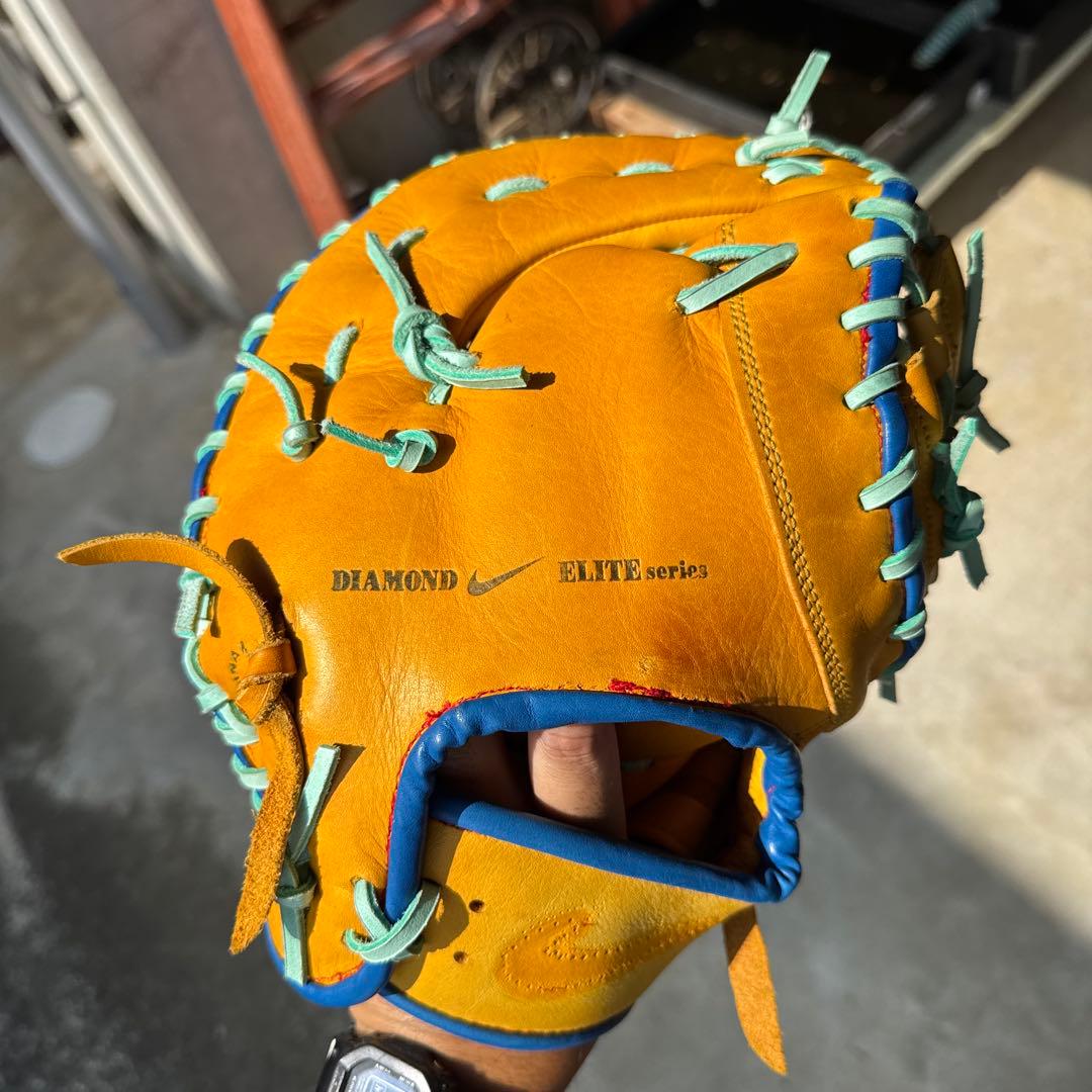 Nike DIAMOND ELITE 軟式グローブ