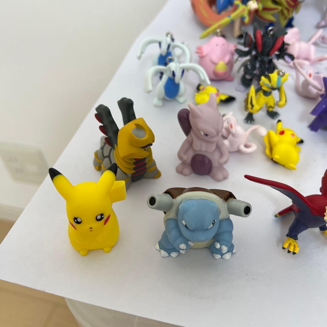 ポケモンフィギュアモンコレキーホルダー指人 形ソフビまとめ売り