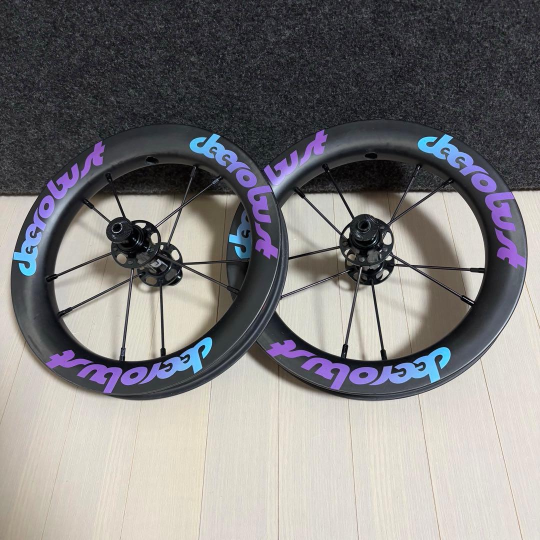 Deerobust dati バランスバイク　カーボンホイール　ストライダー