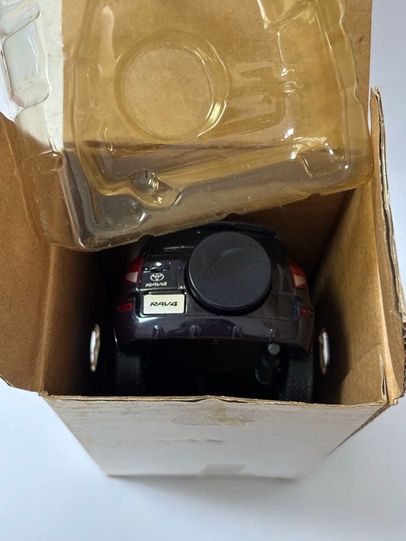 トヨタ RAV4 カラーサンプル 1/24 ダークブルーマイカ　非売品　箱付