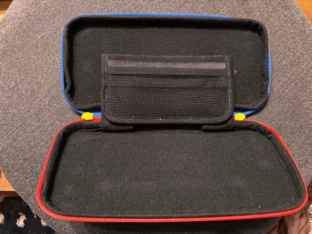 switch 本体 マリオレッド　コントローラー2個セット